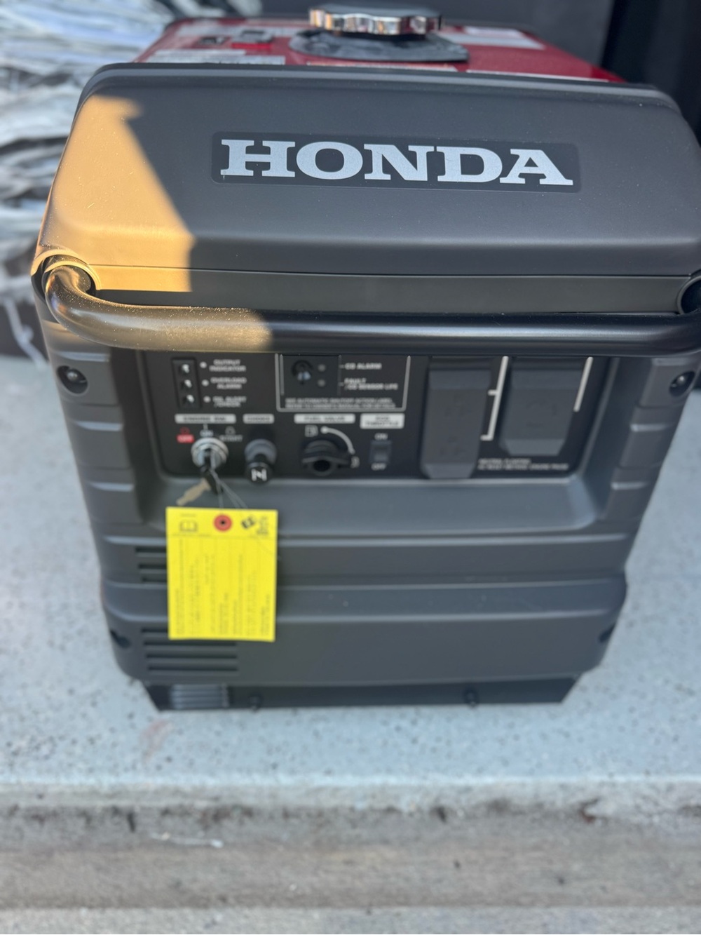 Honda Genator brand new taken out. box no hours used look like it too
